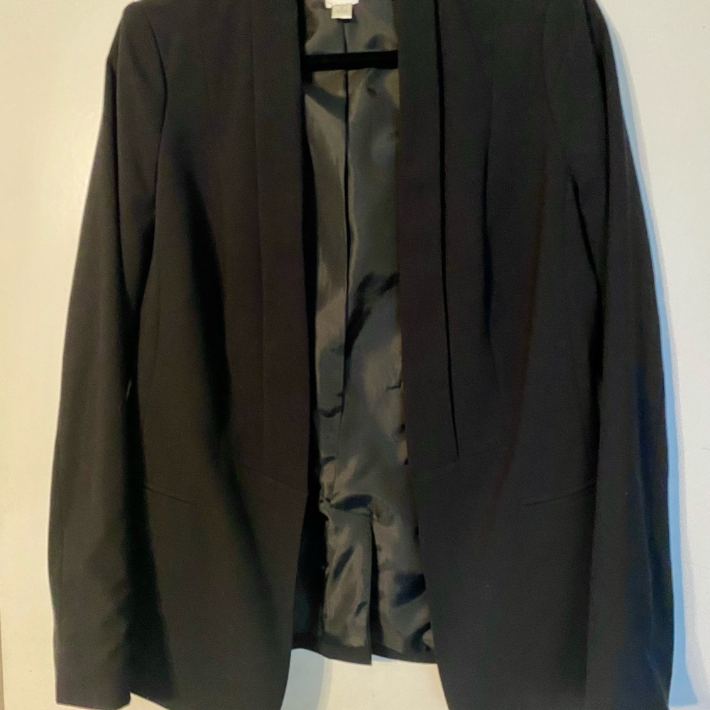 Elegant Black Women's Blazer